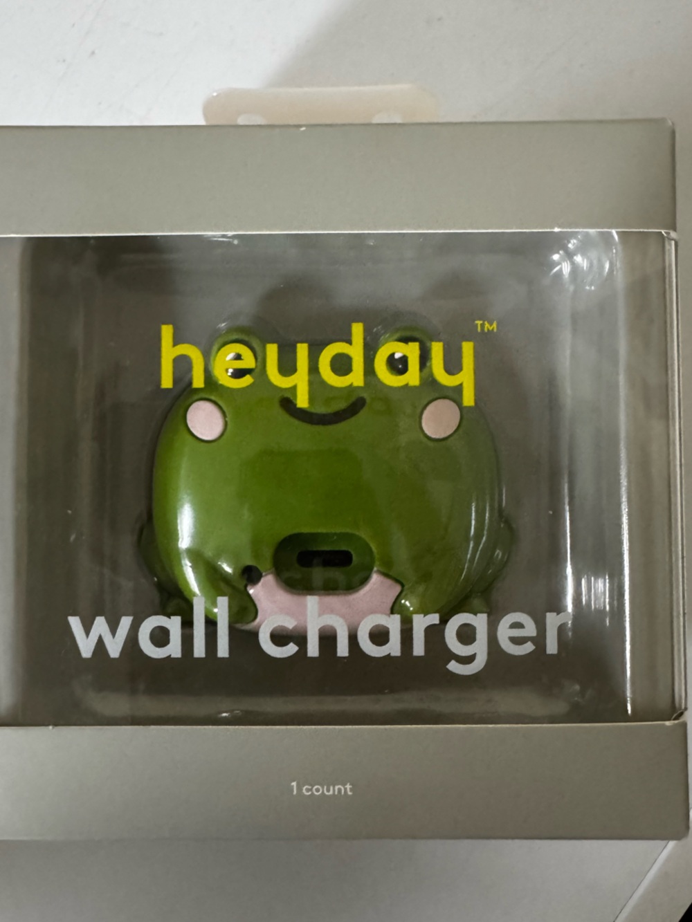 heyday Green Frog USB Wall Charger with Pink Cheeks